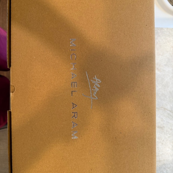 Michael Aram Black Orchid towel stand - Picture 1 of 4